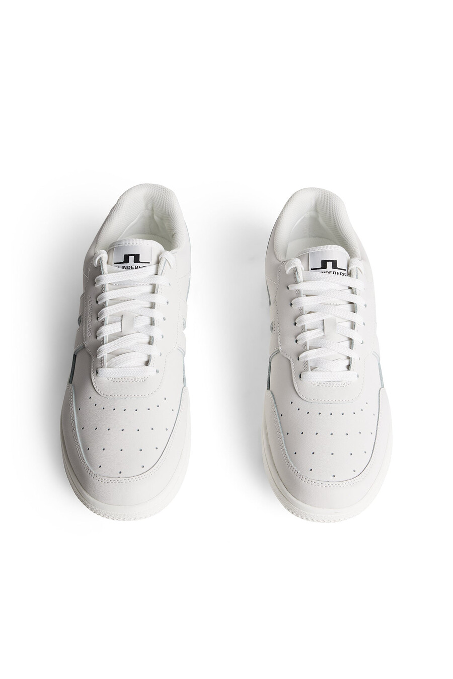 ace low-top golf sneaker