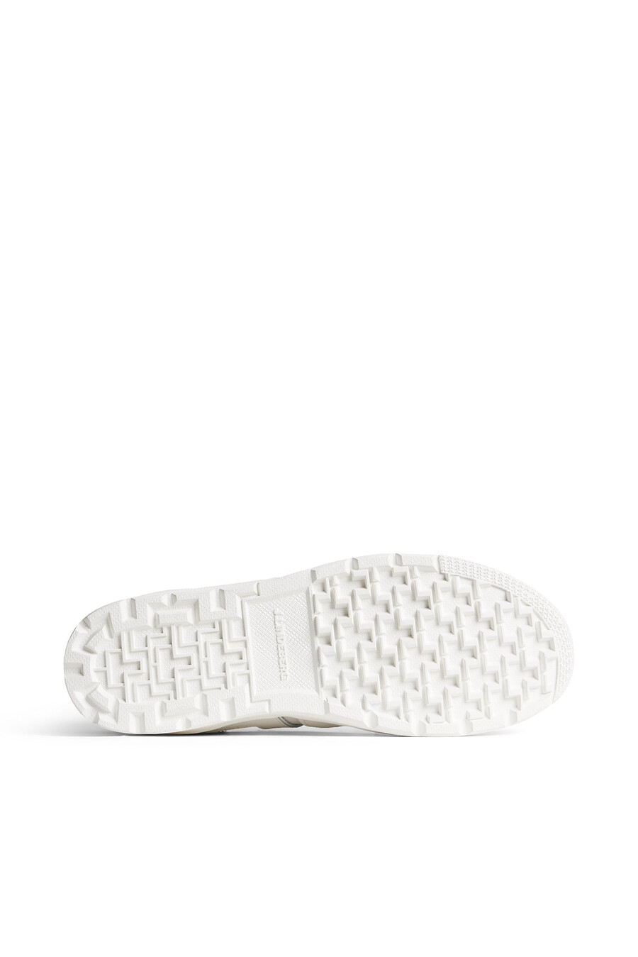 ace low-top golf sneaker