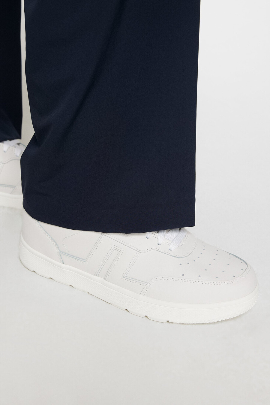 ace low-top golf sneaker w