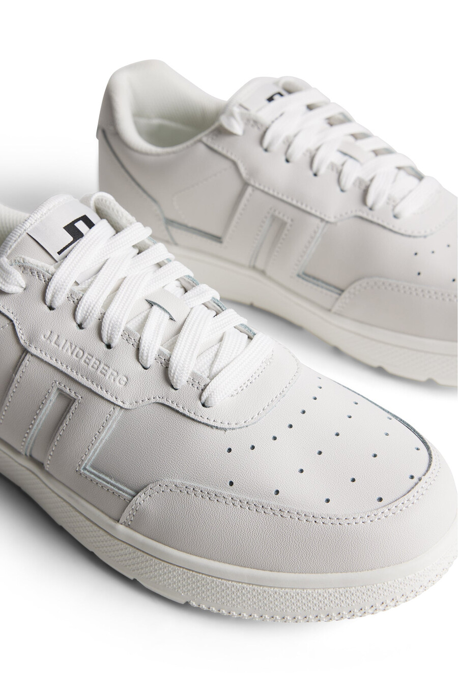 ace low-top golf sneaker w