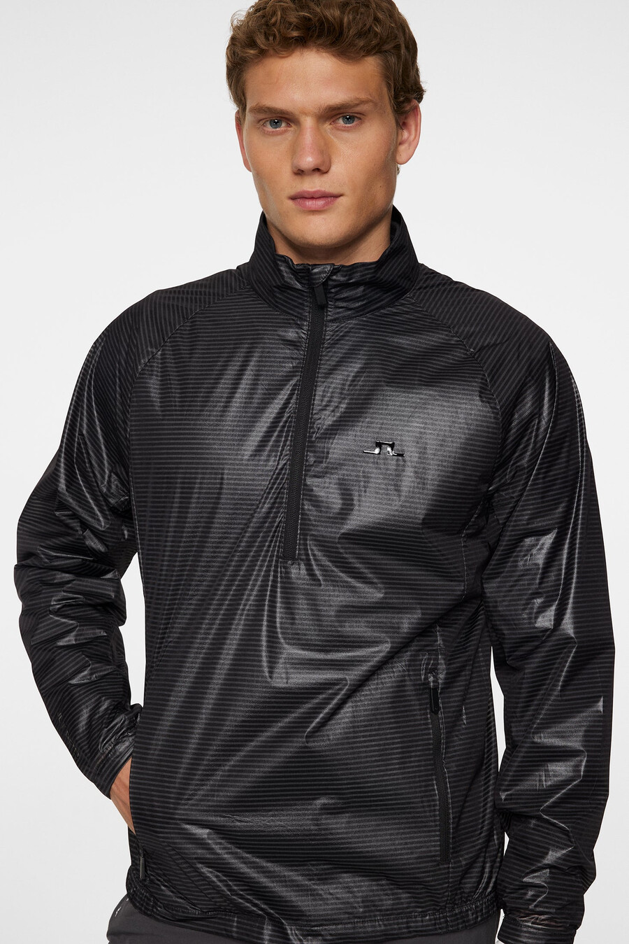 pack wind jacket