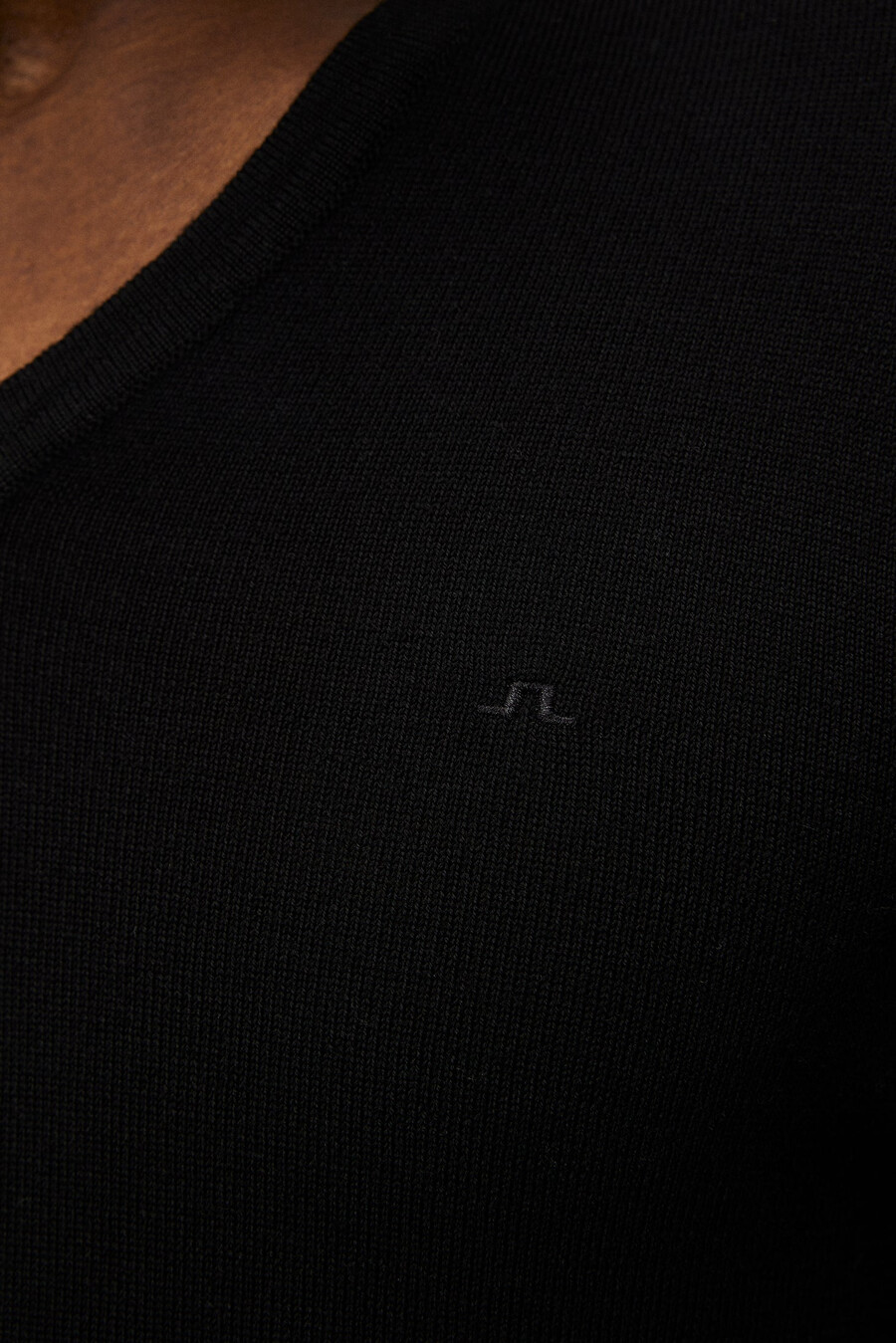 lymann merino v-neck sweater