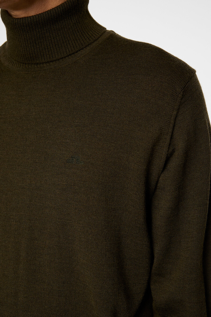 kaden merino turtle neck