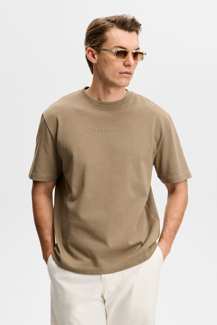 hale heavy logo t-shirt