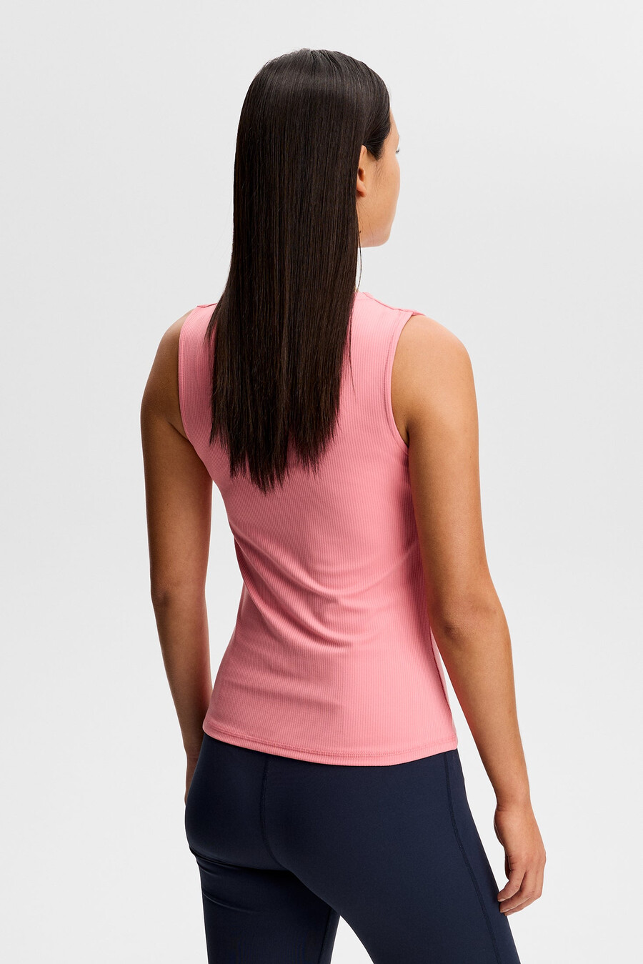 hannah sleeveless top