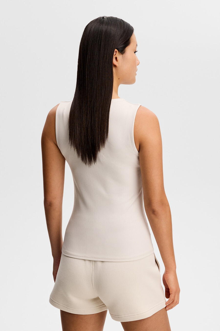 hannah sleeveless top