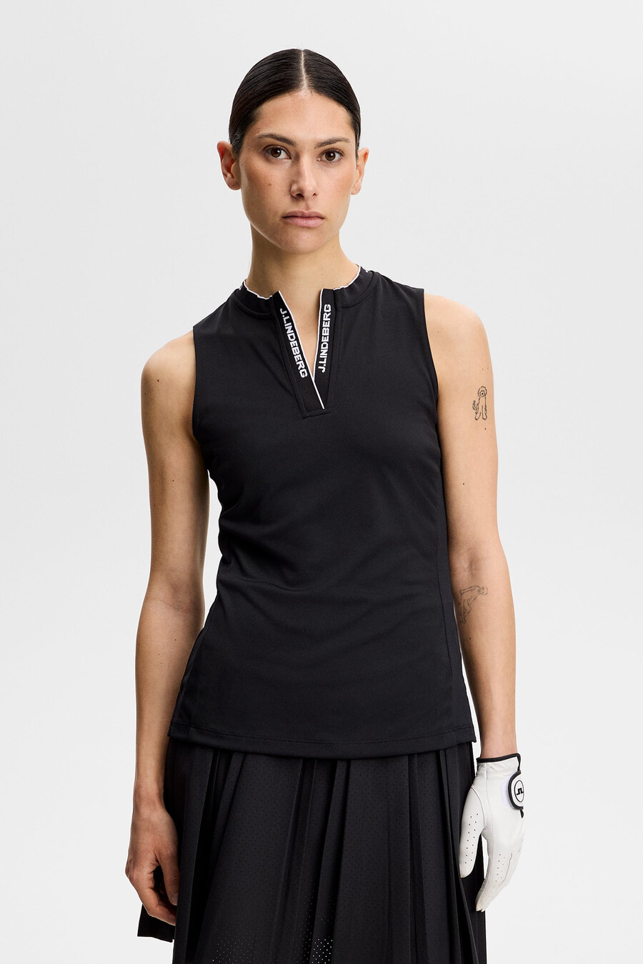 leya sleeveless top