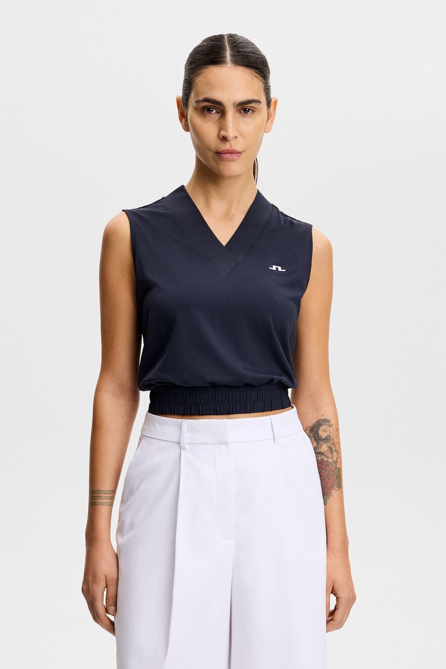 liny sleeveless top