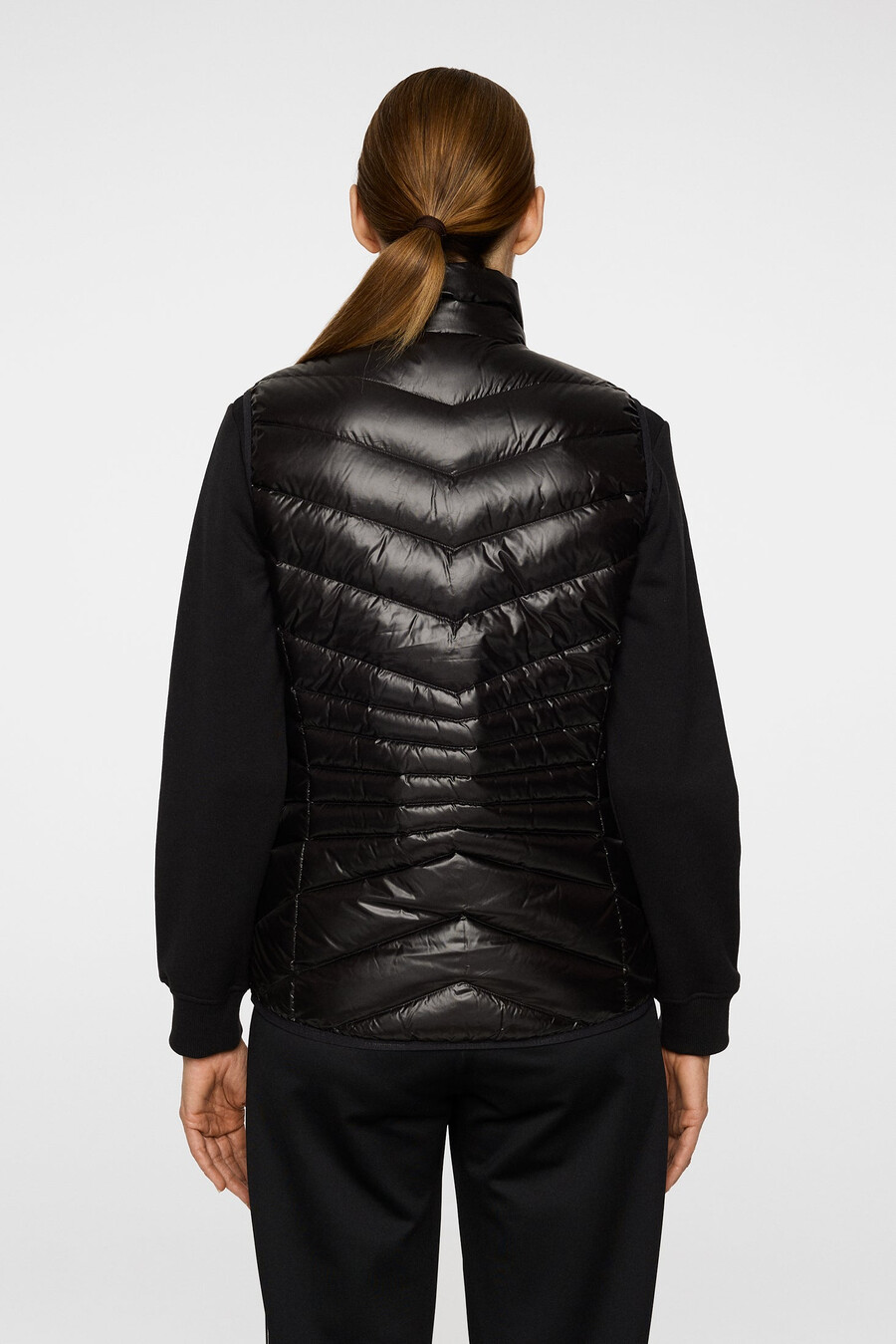 lara light down vest